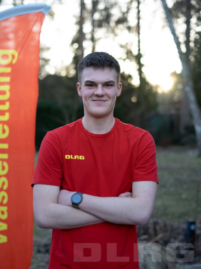 Schwimmen, Retten und Sport: Simon Brunsendorf